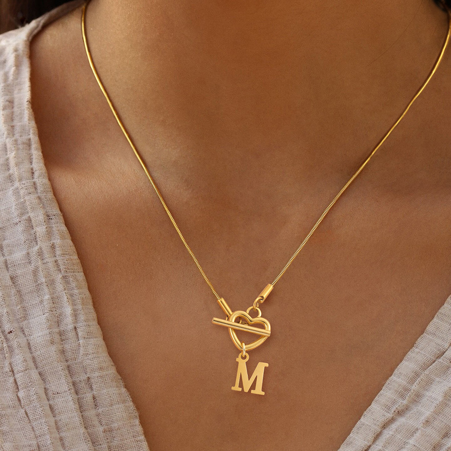Initial Letter Necklace 18K Gold - A'dan Z'ye Baş Harfli Kalp Kolye,