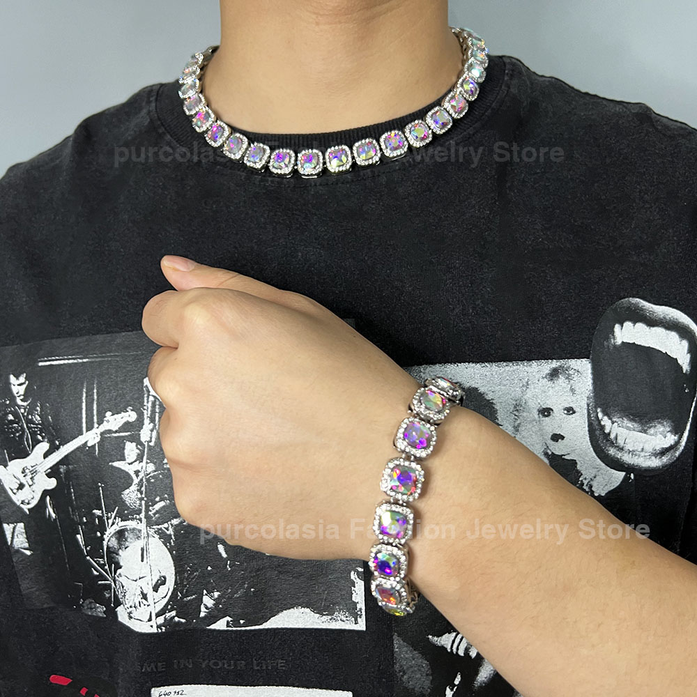 Parlak Çok Renkler Buzlu Out B - Cuban Link Chain 12Mm incelemesi ve fiyatı