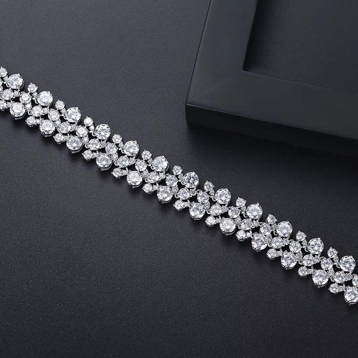 LUOTEEMI Üç Katmanlar Kübik Zi - Layered Pendant Necklace Aesthetic incelemesi ve fiyatı